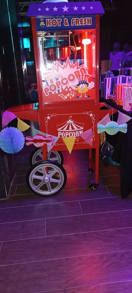 Carrito de palomitas en una boda en Catalunya