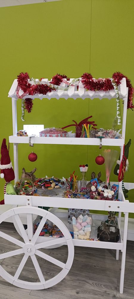 Botes de cristal con chuches a granel del candy bar