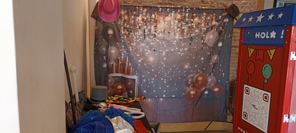 Servicio de impresión de fotos de Hola Festa en una fiesta